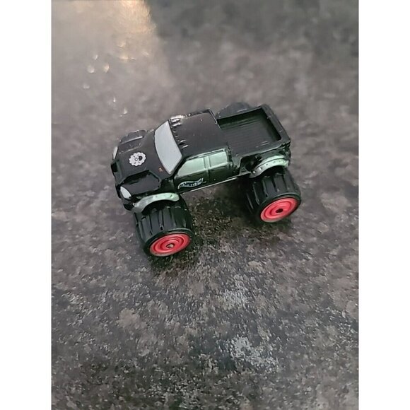 2002 Hot Wheels micro  machines Mega-Duty Atomix Micro truck Monster Truck - Picture 1 of 6